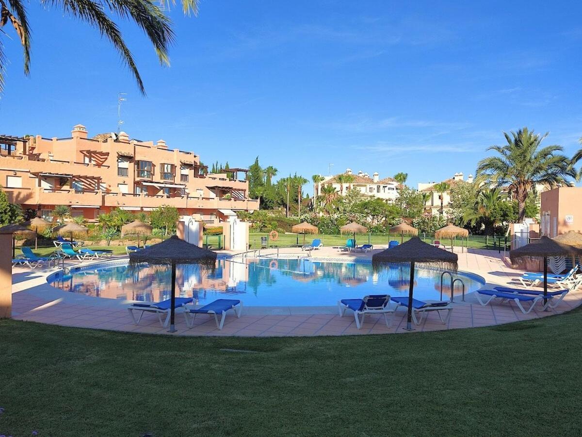 Casares Del Sol公寓 外观 照片